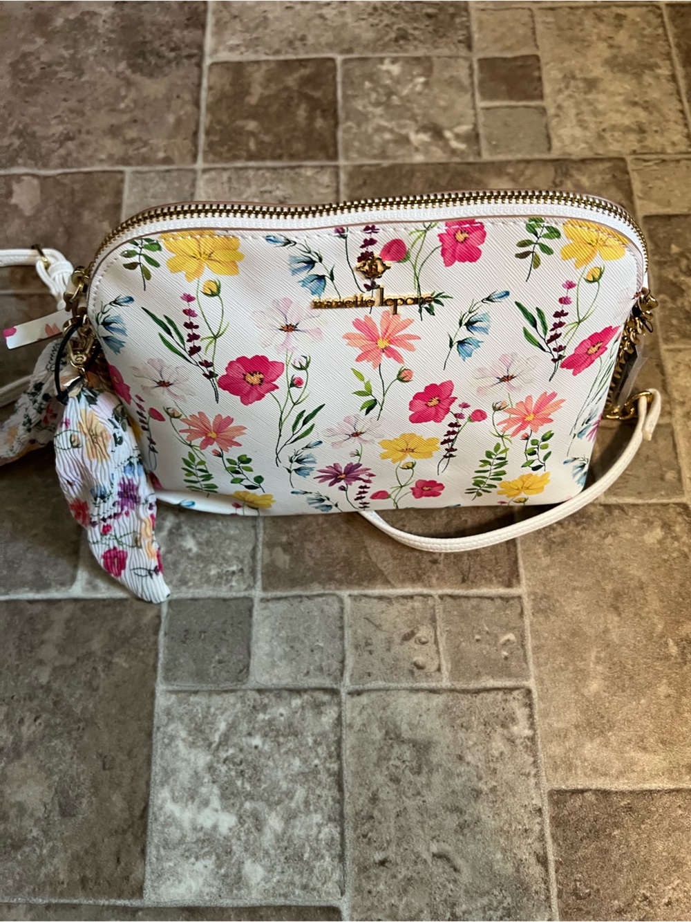 NWT Nanette Lepore White Floral Crossbody Bag